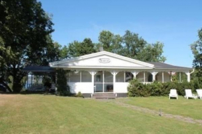 Paradiesische Villa mit Seeblick und Wintergarten, Ulricehamn